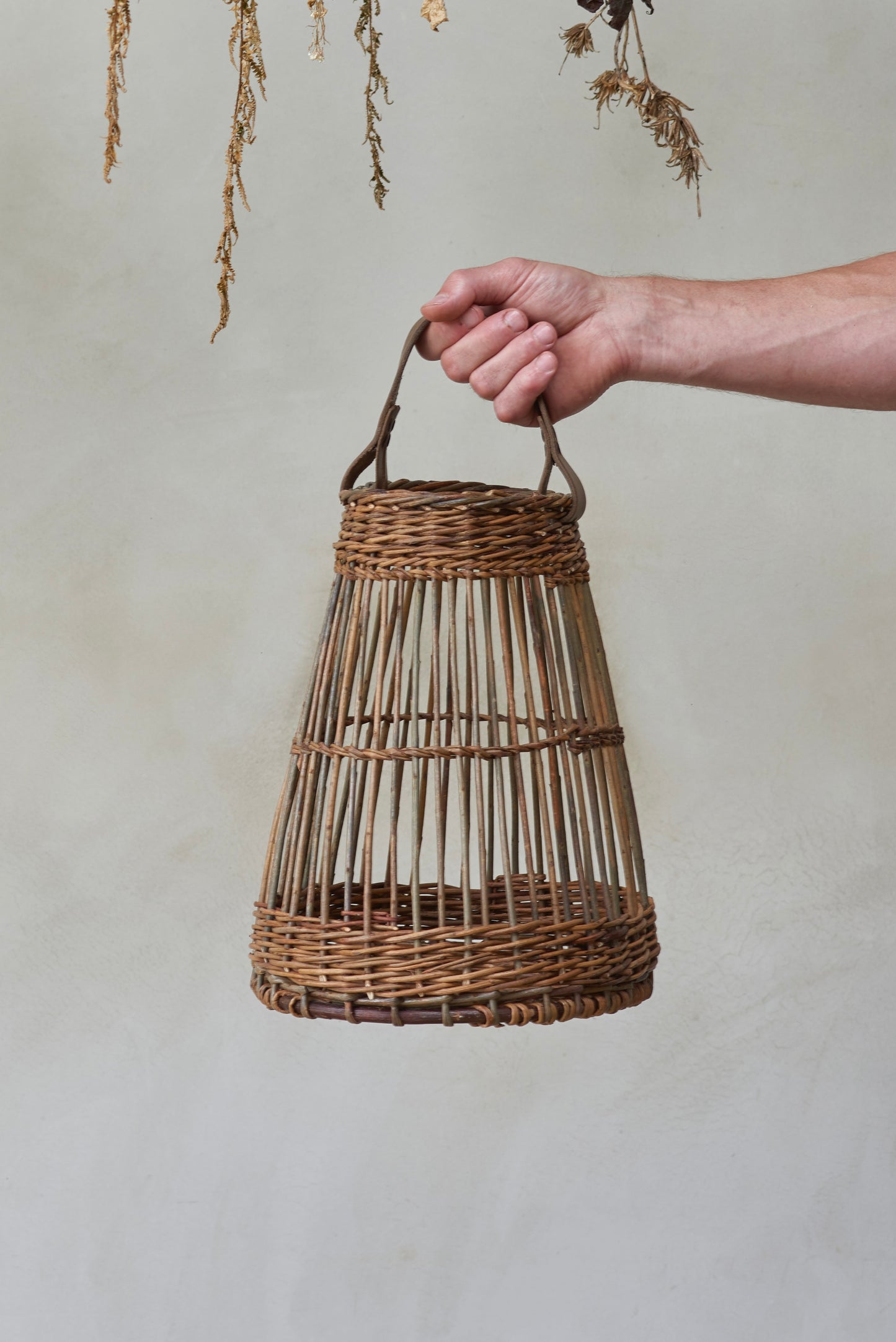 Studio AMOS - Gathering Basket