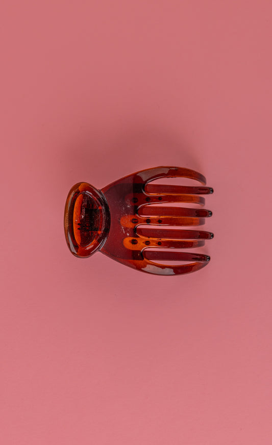 The French Atelier CLASSIC YOGA HAIR CLIP
