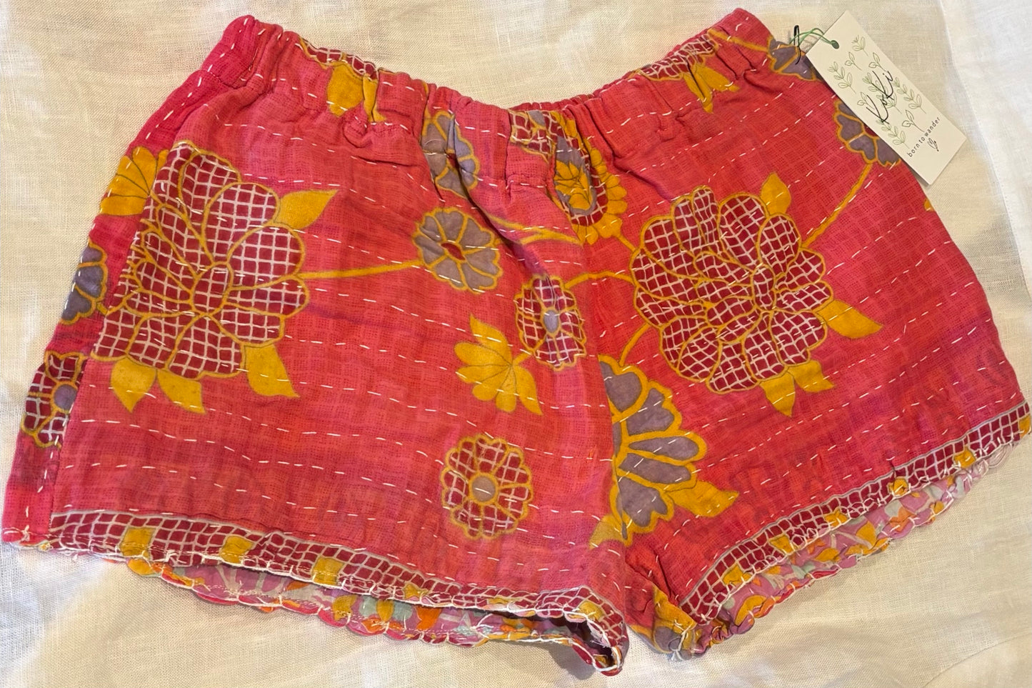 Born to Wander KANTHA HAPPY SHORTS