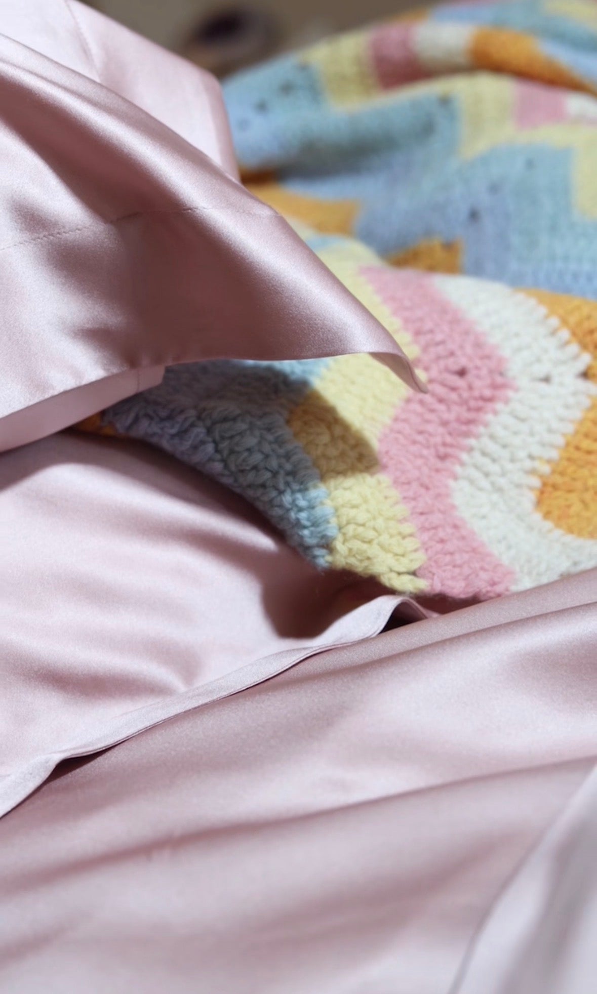 PUNCH 19m mulberry charmeuse silk California King shams (2pcs) solid pale pink